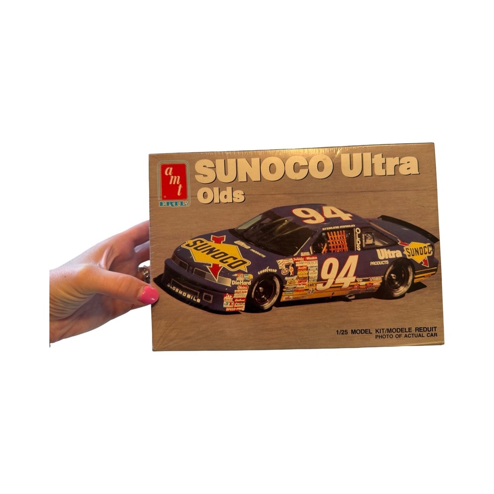 AMT Ertl Sunoco Ultra Olds Sterling Marlin 94 1/25 Scale Model Kit 6738 Vintage‎